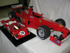 MINIATURE FERRARI F1 2000 PAR DELL - NO RESERVE