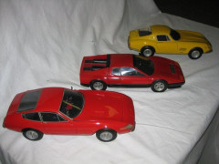 LOT DE MINIATURES FERRARI - NO RESERVE