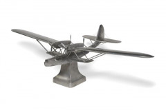 Maquette d'hydravion bimoteur