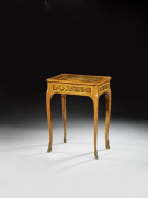 TABLE À ÉCRIRE D'ÉPOQUE LOUIS XVTABLE À ÉCRIRE D'ÉPOQUE LOUIS XV Estampille de Gérard Péridiez