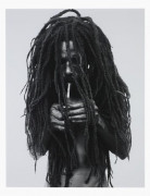 Donald GRAHAM (Né en 1945) RASTAFARIAN SMOKING A JOINT Tirage lambda