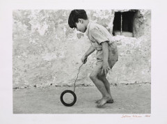 ¤ Sabine WEISS (Née en 1924) ENFANT A MALTE - 1955 Tirage argentique