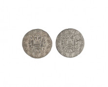 LOUIS IX (1226-1270). Gros tournois  (L. 198 etc…, Dy. 190 etc…). Arg. Ens. 2 p. Petites encoches sur les tranches sinon Très Beau.