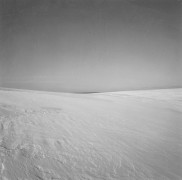 Harry CALLAHAN (1912-1999) CAPE COD – 1972 Tirage argentique vers 1980, monté sur carton