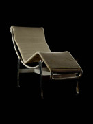 Charlotte PERRIAND, LE CORBUSIER & Pierre JEANNERET (1903-1999), (1887-1965) et (1896-1967) Chaise longue basculante "Thonet B306",...