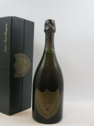 1 bouteille CHAMPAGNE DOM PERIGNON 1978 Etui d'origine (abimé)