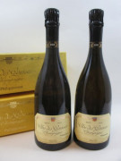 2 bouteilles CHAMPAGNE PHILIPPONNAT 2003 Clos des Goisses (Dégorgé en aout 2012) (etuis d'origines abimés par l'humidité) (Cave 2)