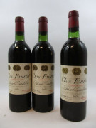 3 bouteilles 1 bt : CHÂTEAU CLOS FOURTET 1974 1er GCC (B) Saint Emilion (base goulot, étiquette léger abimée)