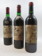 10 bouteilles 2 bts : CHÂTEAU LA FLEUR MILON 1970 Pauillac (haute épaule, étiquettes et capsules très abimées)