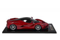 LAFERRARI  Par BBR12 models, à l'échelle 1/12ème