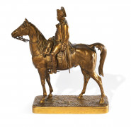 Jules Edmond MASSON (1871-1932) L'Empereur Napoléon Ier à cheval Bronze doré. Signé sur le devant de la terrasse