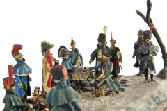 R. ANOT " Bivouac de Napoléon sur le champ de bataille de Wagram ". Diorama de douze piétons. BE. 28 x 16 cm.