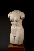 TORSE D'APHRODITE DU TYPE DE TAURIDE Art romain du Ier - IIe siècle après J.-C., d'après un modèle hellénistique du IVe-IIIe siècle...