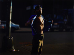 Paul GRAHAM Né en 1956 Man exposing torso, American Night #42 - Épreuve chromogénique sous diasec