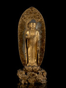 STATUE DE BOUDDHA EN BOIS LAQUÉ OR, JAPON, ÉPOQUE EDO, XIXe SIÈCLE