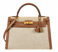 HERMÈS  Sac KELLY Sellier 32 Toile "H", veau Courchevel naturel Piqué sellier blanc Garniture métal plaqué or  KELLY S...