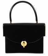 HERMÈS  Sac LORRY Cuir vernis noir Garniture métal plaqué or Miroir  LORRY bag Black varnish leather Gilt metal ha...