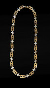 HERMÈS  Collier TRADITION Or jaune 18K, diamants Poids : 43 g  TRADITION necklace Yellow gold 18K, diamonds Weight :...