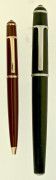 CARTIER Un stylo bille Mini-Diabolo résine bordeaux et attributs plaqués or + un roller Diabolo laque noir mat (problème : laque c...