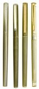 MONTBLANC Lot de 4 stylos plume : deux Sline à plume acier et deux Noblesse à plume or.