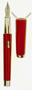 OMAS Stylo plume Emotica. Résine rouge et attributs rhodiés. Plume titane, remplissage cartouche ou convertor. Le clip se soulève...