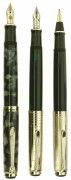 PELIKAN 3 stylos : un plume M620 Chicago, série spéciale marbrée grise et attributs rhodiés, plume or 14 carats fine, remplissage...