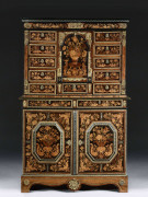 CABINET À DEUX CORPS D'ÉPOQUE LOUIS XIV, VERS 1680