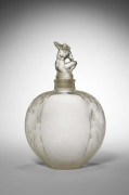 René LALIQUE 1860-1945 Vase " Sirène avec bouchon figurines " Modèle créé en 1920