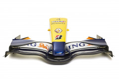 RENAULT - Saison 2007  Nez complet de F1
