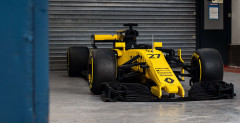2017 RENAULT F1 TEAM X LEGO  Exceptionnelle Monoplace R.S.17 à l'échelle 1 construite en briques LEGO. Pièce unique