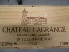 12 bouteilles CHÂTEAU LAGRANGE 2005 3è GC Saint Julien Caisse bois d'origine