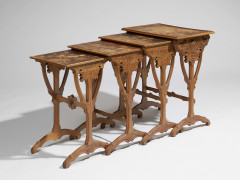 Émile GALLÉ (1846-1904) Suite de quatre tables gigognes - Circa 1900