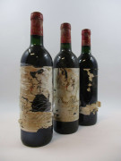 9 bouteilles CHÂTEAU CLERC MILON 1988 5è GC Pauillac (8 base goulot 1 légèrement bas, étiquettes très déchirées et abimées dont 2 qu...