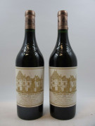 2 bouteilles CHÂTEAU HAUT BRION 2001 1er GC Pessac Léognan (étiquettes léger abimées