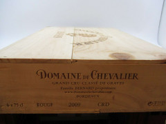 6 bouteilles DOMAINE DE CHEVALIER 2009 CC Pessac Léognan Caisse bois d'origine