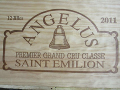 12 bouteilles CHÂTEAU ANGELUS 2011 1er GCC (B) Saint Emilion Caisse bois d'origine