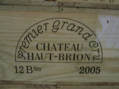 12 bouteilles CHÂTEAU HAUT BRION 2005 1er GC Pessac Léognan Caisse bois d'origine