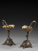 Christophe FRATIN Metz, 1801 - Le Raincy, 1864 Deux vide-poches sur tortue Bronze à multiple patines