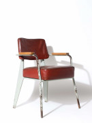 Jean PROUVE 1901-1984 Rare fauteuil de direction mod.352 dit "Bridge" - Création 1951 Structure en tube et tôle d'acier plié laqué g..