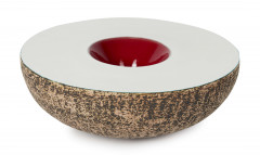 Kirstin McKIRDY Née en 1958 Sans titre - 2009 Faience émaillée blanc, rouge et jaune