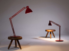 Ingo MAURER 1932-2019 Lampe de table "Looksoflat" - 2010 Aluminium anodisé rouge