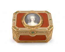 BOÎTE EN OR ET ÉMAIL, ORNÉE D'UNE MINIATURE DE MARIE-ANTOINETTE, JEAN-JOSEPH BARRIÈRE, FIN DU XVIIIE SIÈCLE