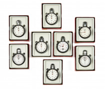 ¤ HEUER  Ensemble de 8 montres pour le chronométrage sportif