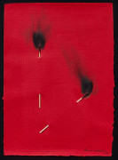 Bernard AUBERTIN (1934 - 2015) PAPIER ROUGE BRÛLE - 2009 Allumettes brûlées sur papier peint