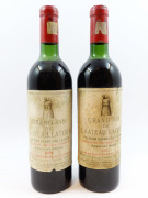 2 bouteilles CHÂTEAU LATOUR 1962 1er GC Pauillac (1 légèrement bas