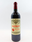 1 bouteille PETRUS 2007 Pomerol (base goulot