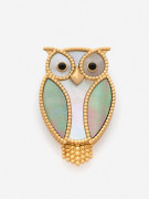 VAN CLEEF & ARPELS  Clip de corsage "Lucky Animals Hibou" et sa chaîne