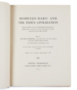 MARSHALL (John)  Mohenjo-Daro and the Indus Civilization.