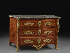 COMMODE D'ÉPOQUE LOUIS XV Estampille de François Mondon