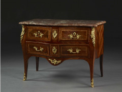 COMMODE D'ÉPOQUE LOUIS XV Estampille de Pierre Roussel